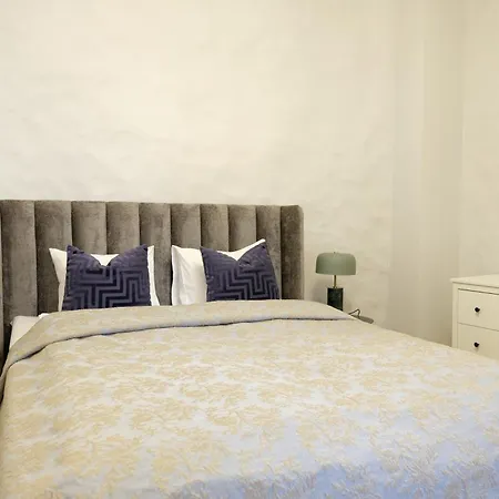 Apartment 2br With Sauna Pikk Street *